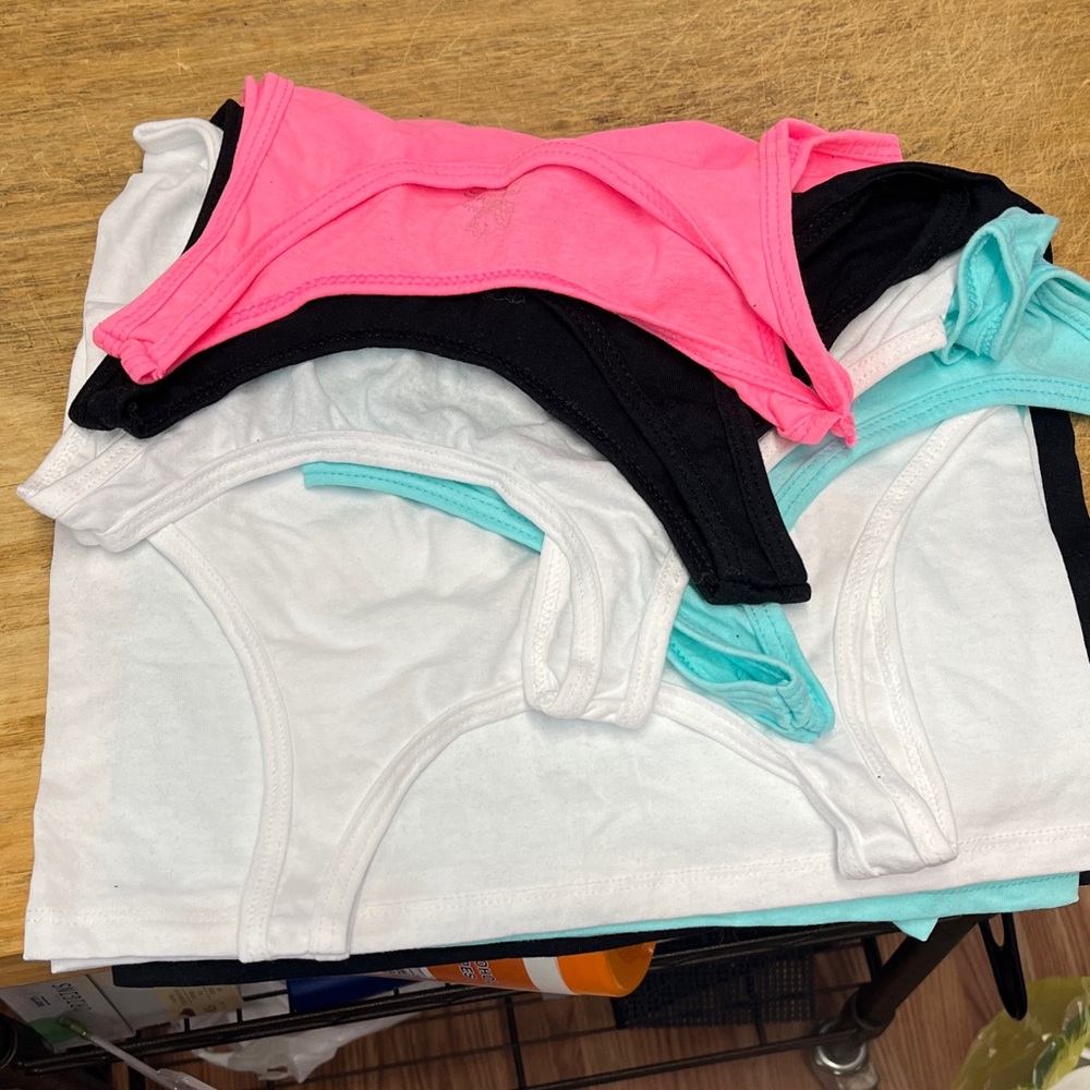 Colorful 5Pc kids tank top set.  2382